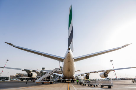 فرود بزرگترین هواپیمای مسافری دنیا در فرودگاه امام خمینی